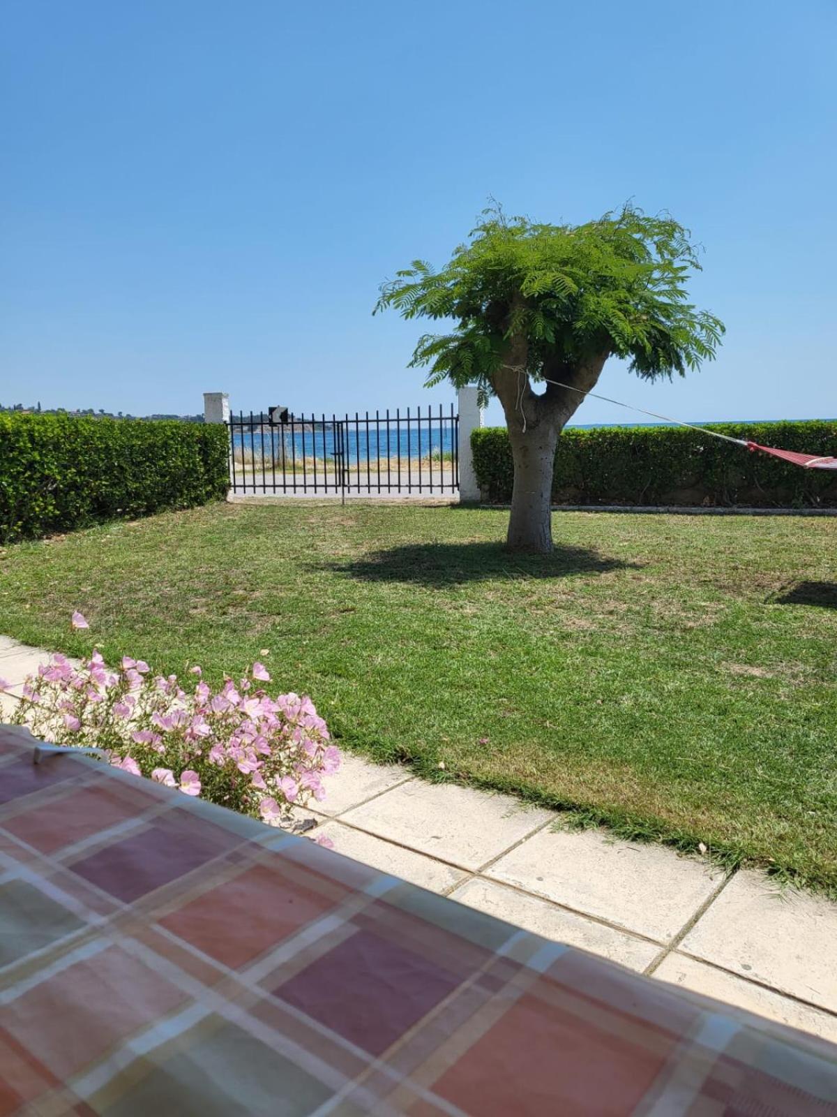 Seaside Studios I Sinakos Estate Епаноми Екстериор снимка