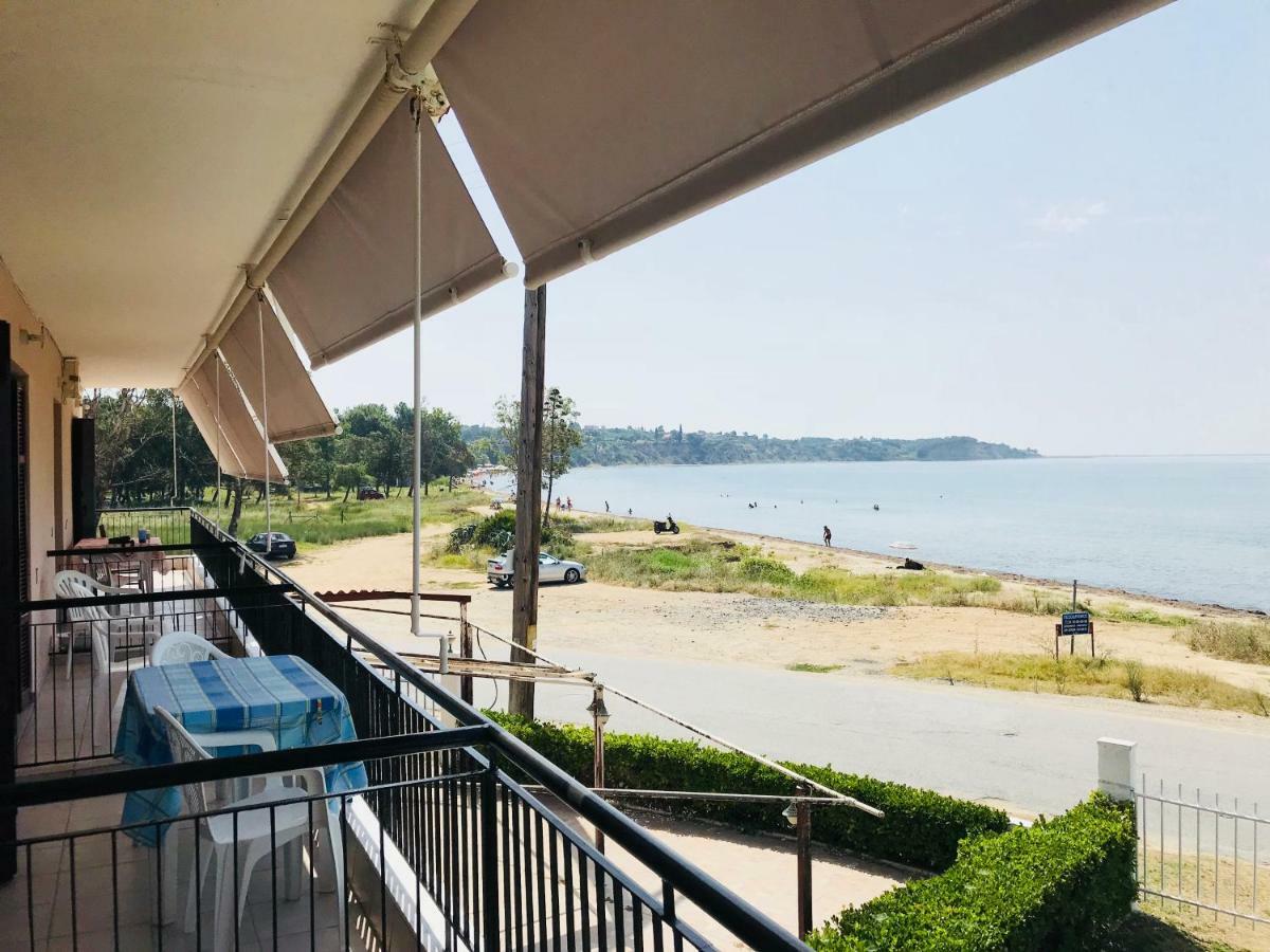 Seaside Studios I Sinakos Estate Епаноми Екстериор снимка