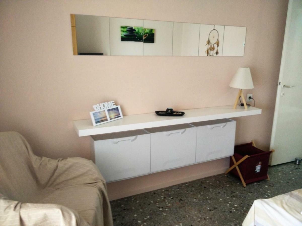 Seaside Studios I Sinakos Estate Епаноми Екстериор снимка