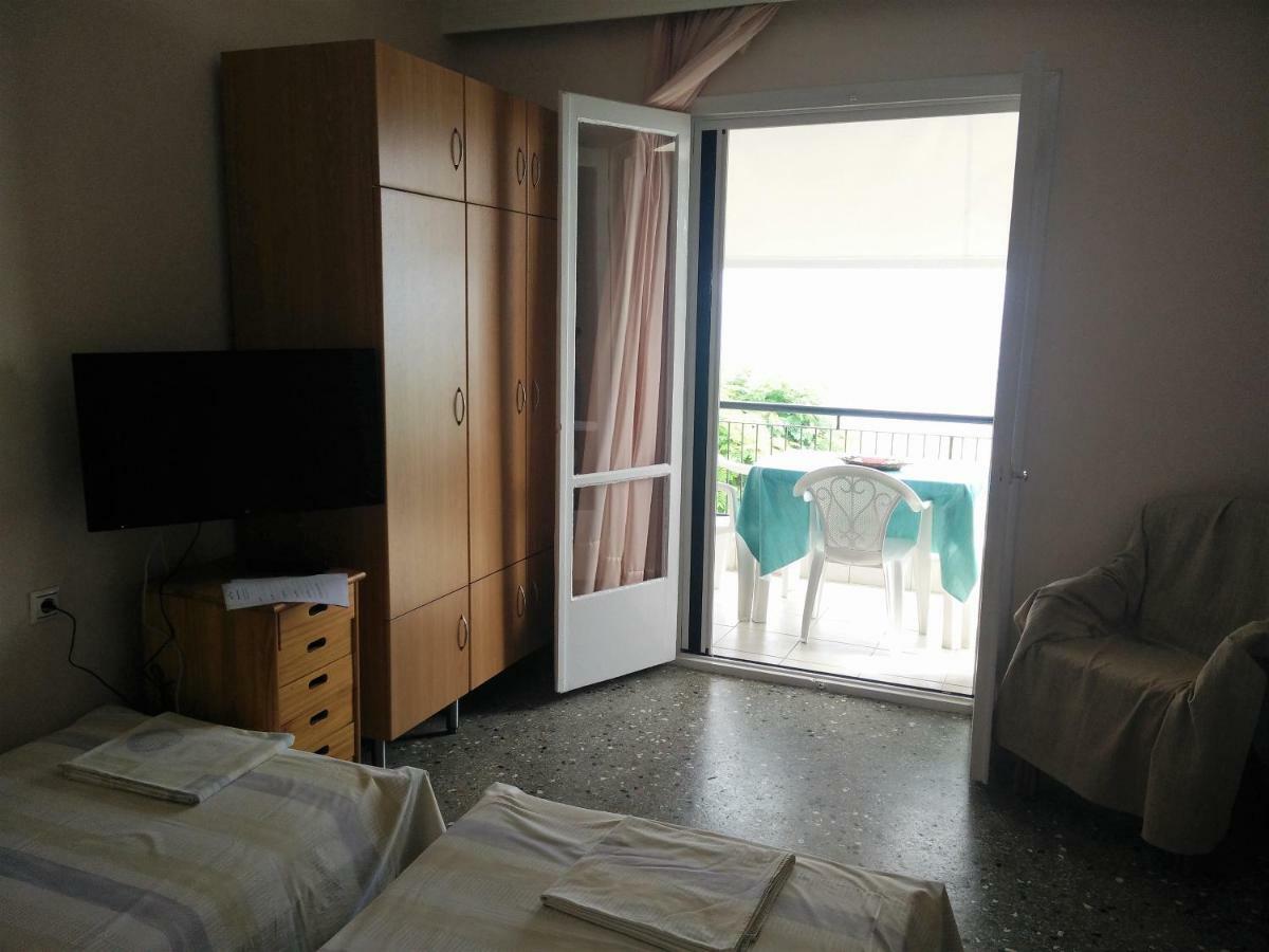 Seaside Studios I Sinakos Estate Епаноми Екстериор снимка