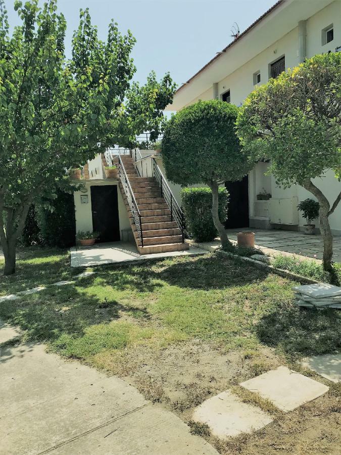 Seaside Studios I Sinakos Estate Епаноми Екстериор снимка